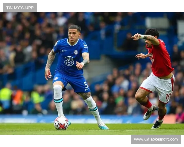 从保级区到中游：诺丁汉森林半程后的攻防转变之路